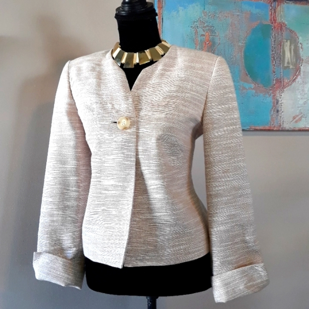 Calvin Klein/Single Button Front Cropped Blazer - image 3